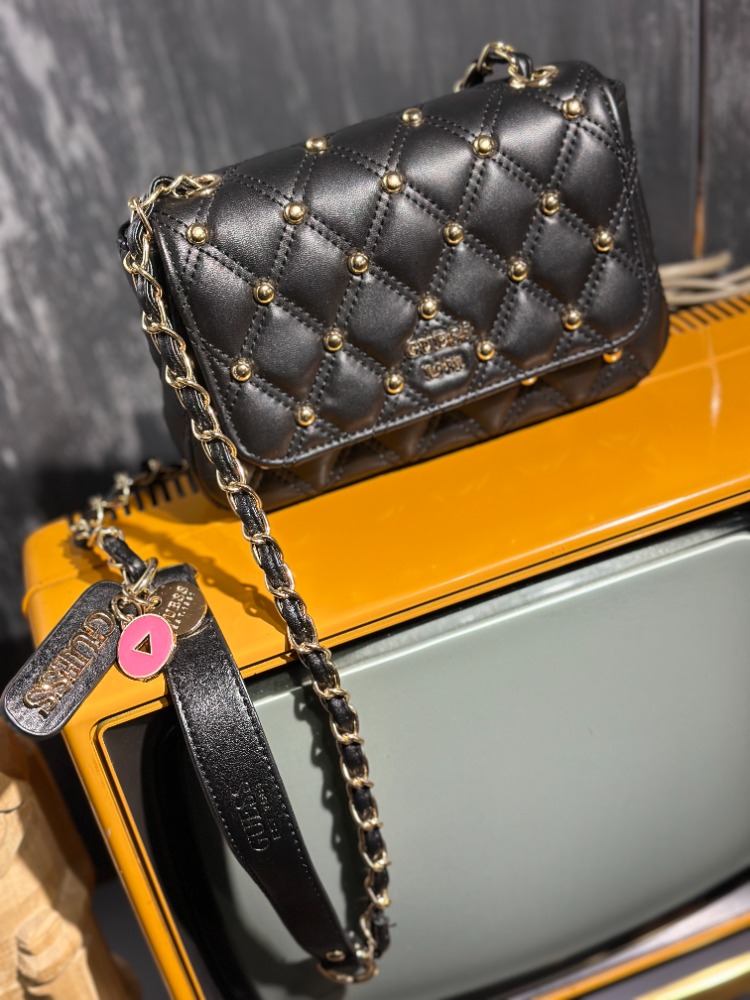 GUESS – Premium Kadın Çanta
