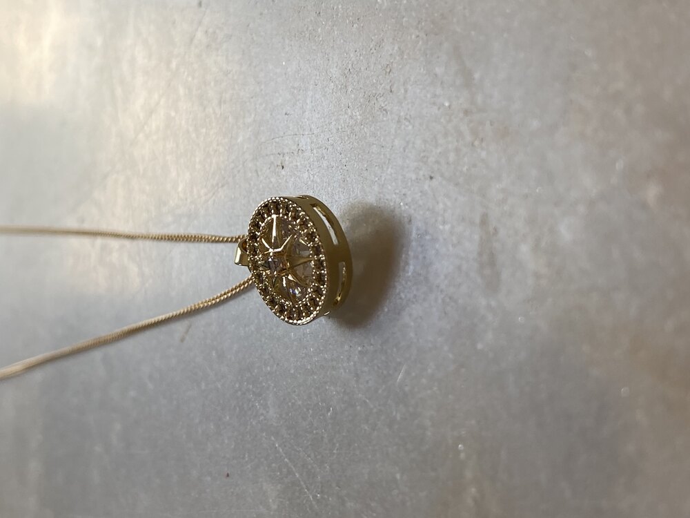 Kutup Yıldızı Gold Çelik Kolye