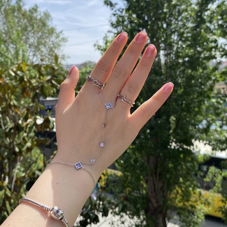 Silver Taşlı Şahmeran Çelik