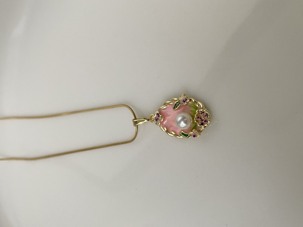 Gold Çerçeve Pembe İnci Çelik Kolye