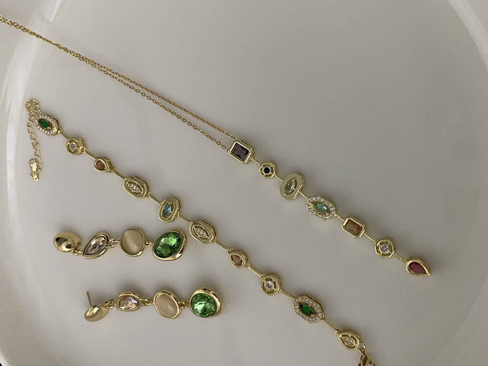 3’lü Set Gold Y Full Taşlı Bileklik&Küpe&Kolye Çelik