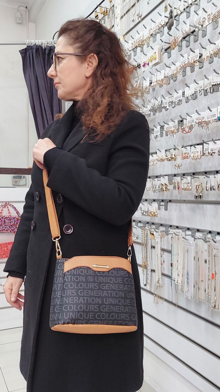 Üç gözlü Siyah Çapraz Çanta