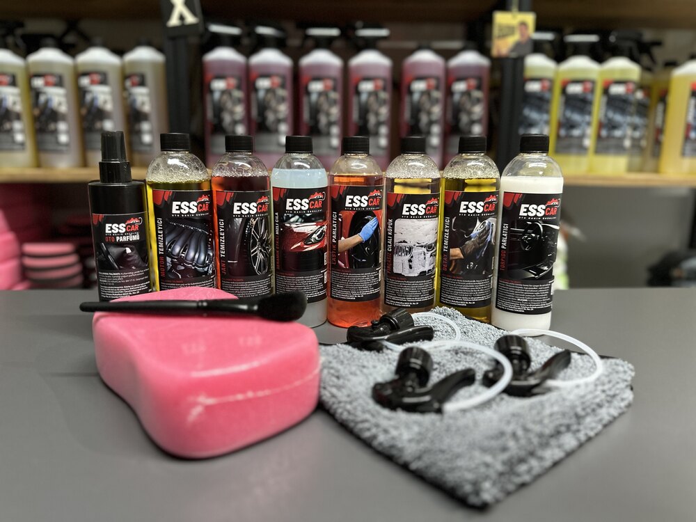 Esscar 8 Li (400 ML) OTO BAKIM SETİ