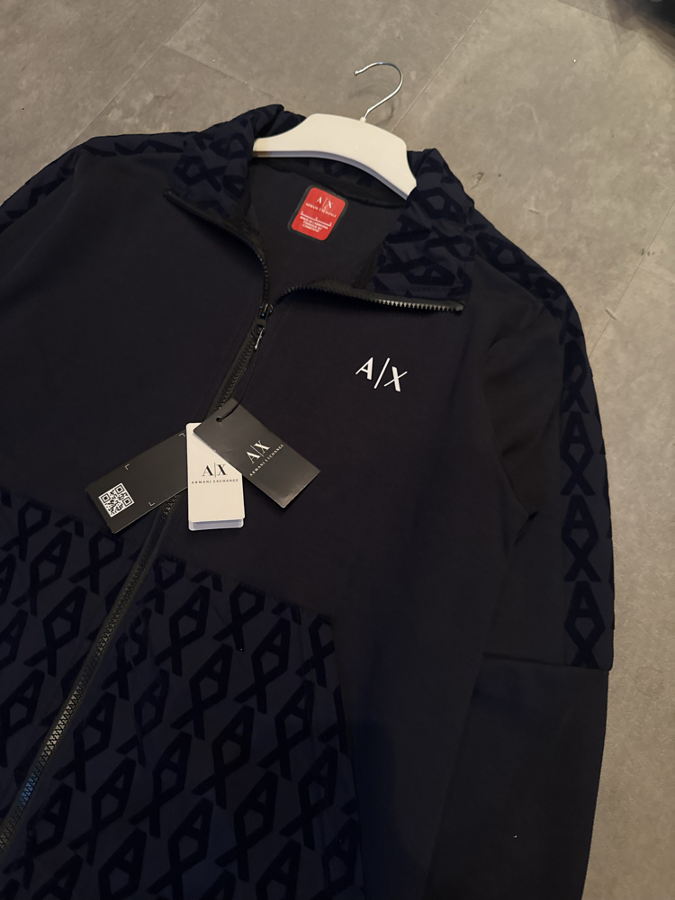 ARMANİ HIRKA