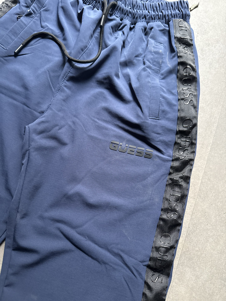 GUESS LACİVERT PARAŞÜT EŞOFMAN