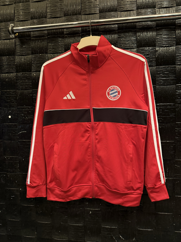 BAYERN KIRMIZI HIRKA