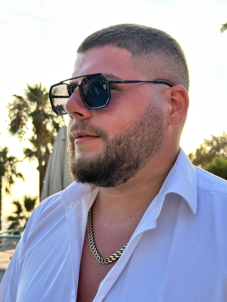 RB ferrarı full siyah
