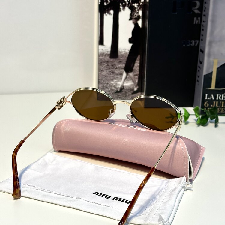 Miu Miu Kahve 