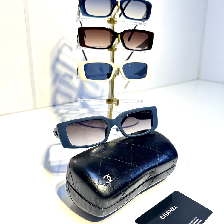 Chanel Mat Laci