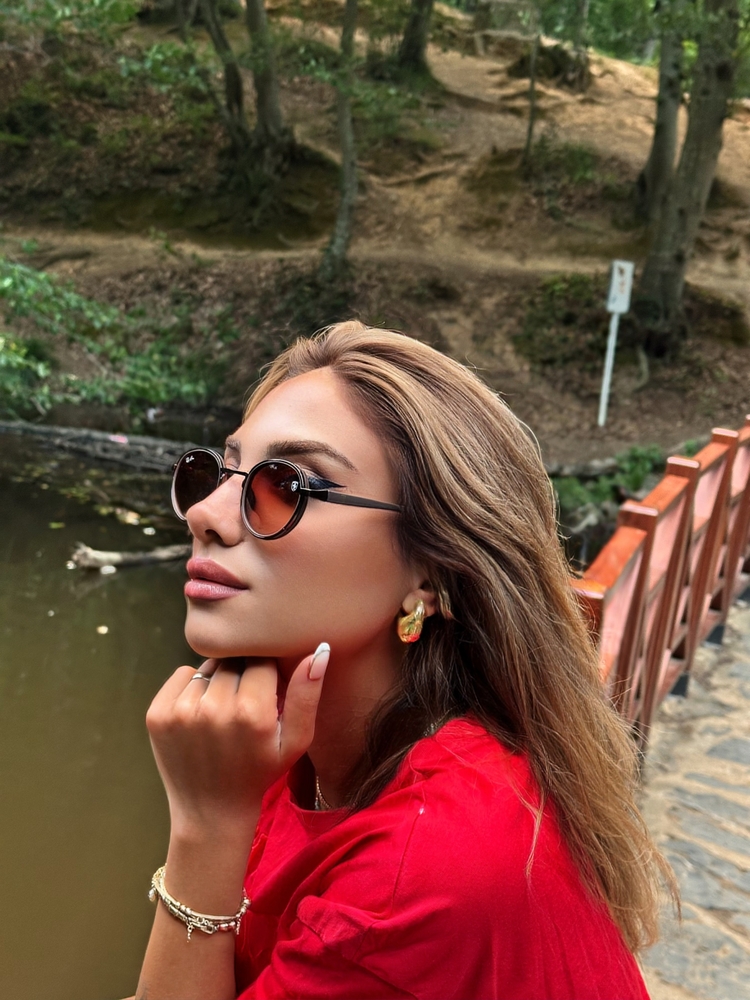 RB Ferrari kahve