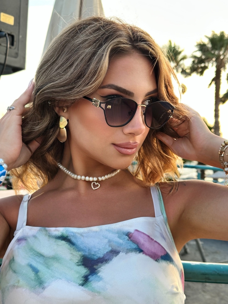 MM siyah