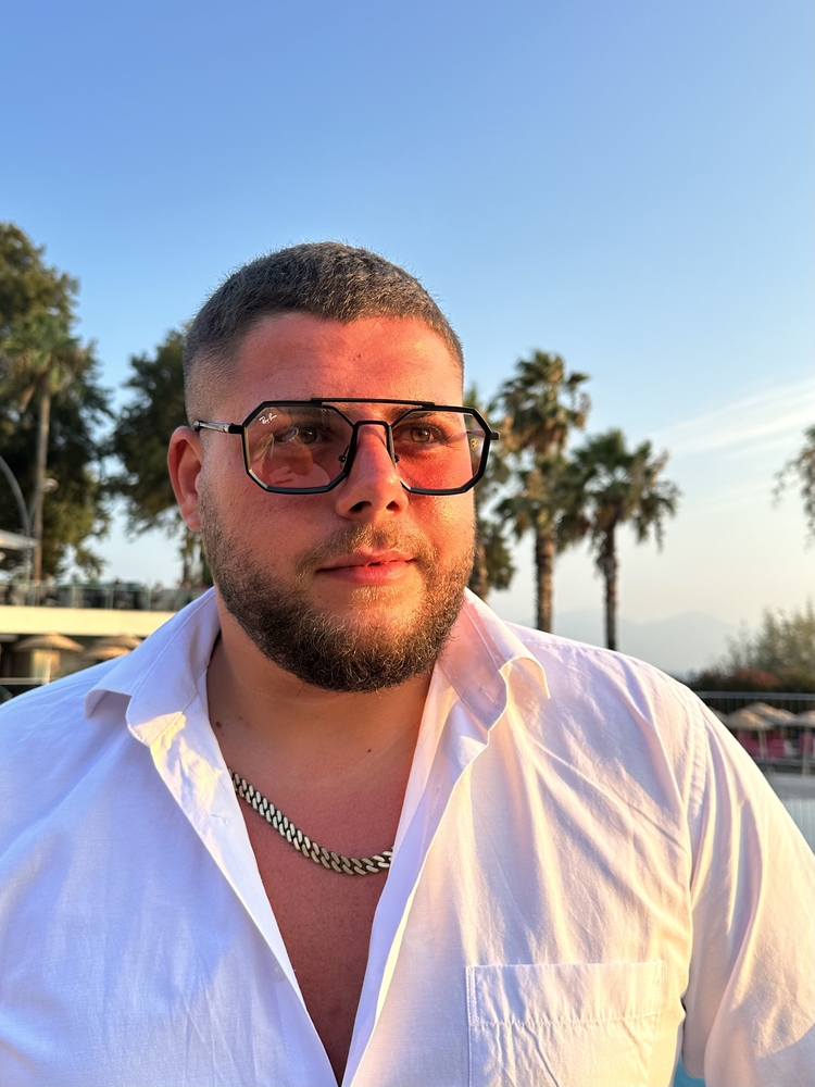 RB ferrarı pembe 