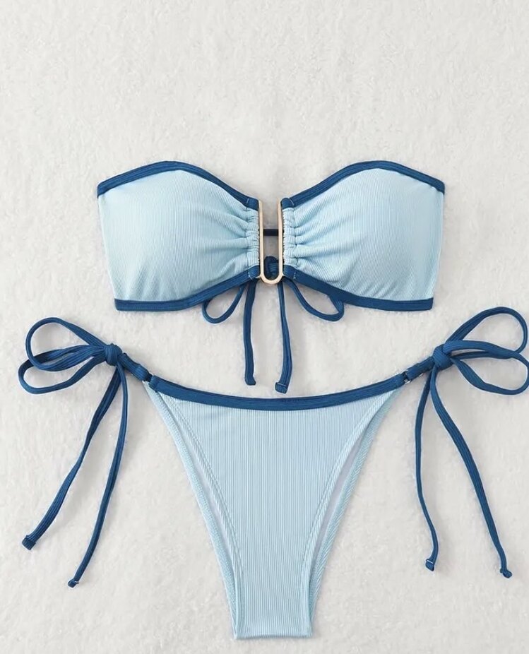 Alt-Üst Bikini Takımı