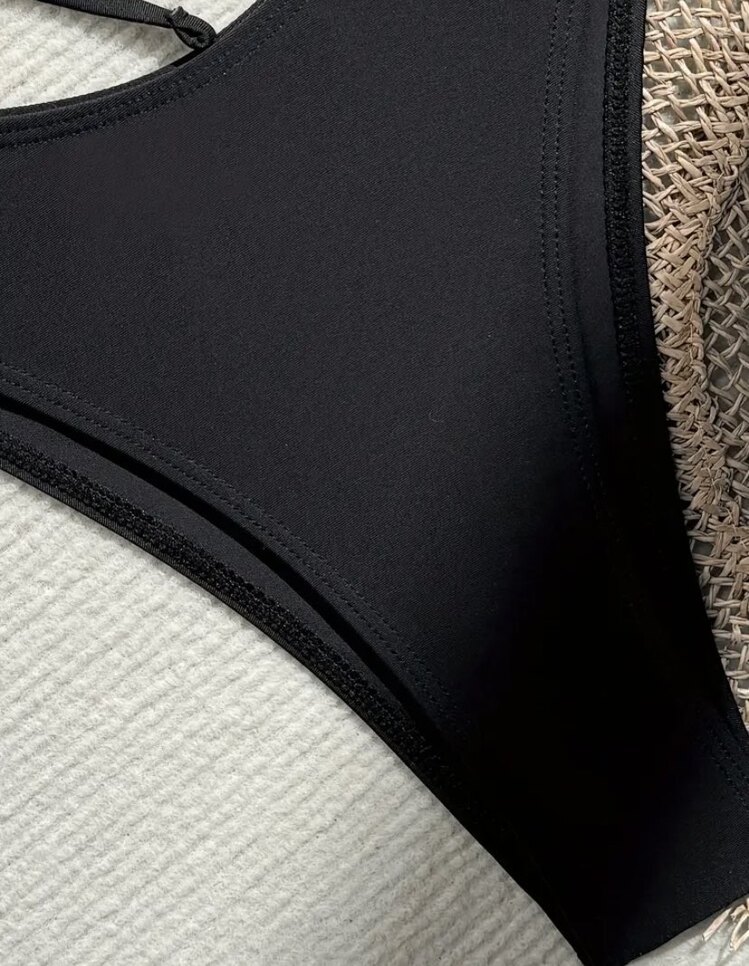 Alt-Üst Bikini Takımı