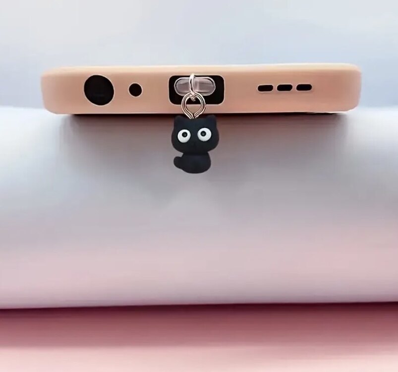 Telefon Toz Fişi Süslemesi