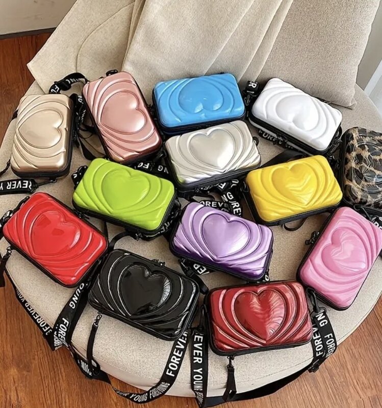 Kalp Desenli Pvc Omuz Çantası
