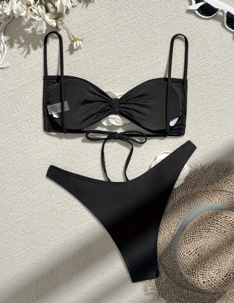 Alt-Üst Bikini Takımı
