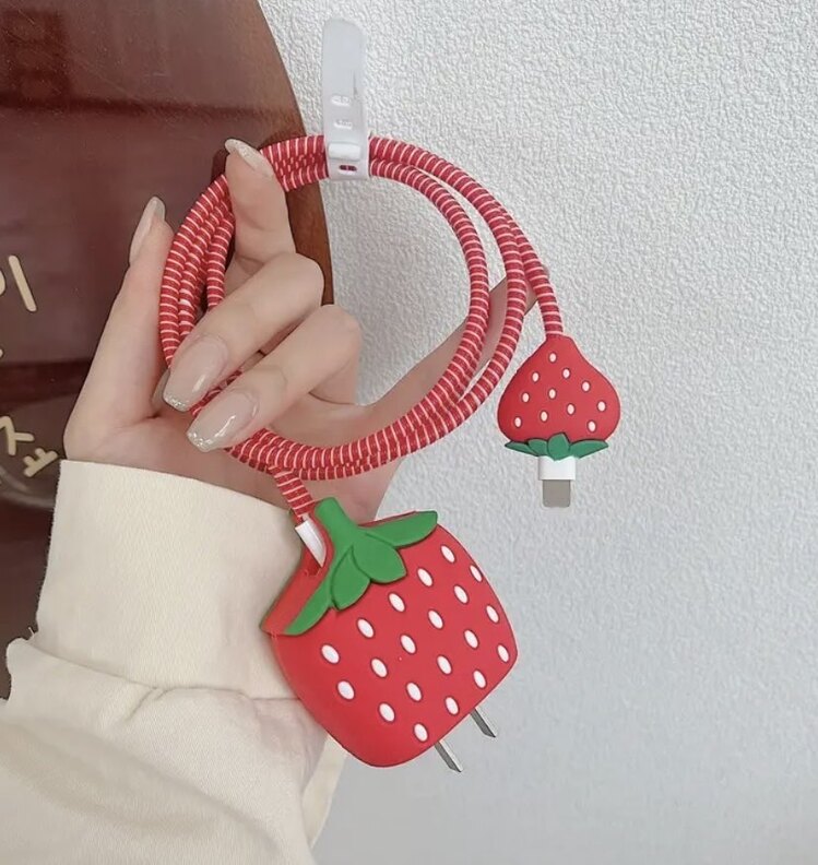 5 li Çilek Desenli Şarj Koruyucu