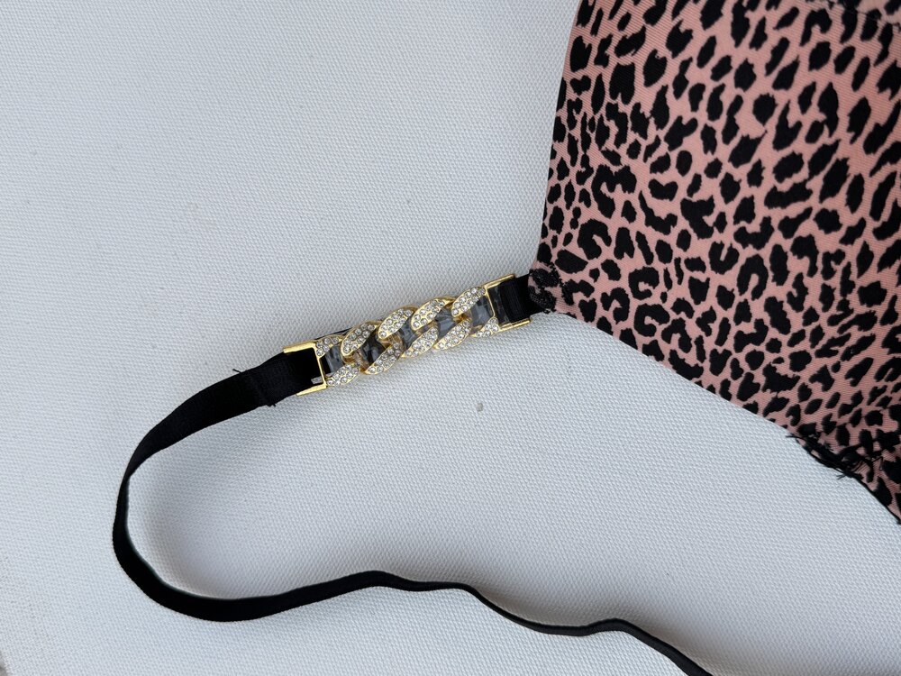 PEMBE LEOPAR VİCTORİA SET