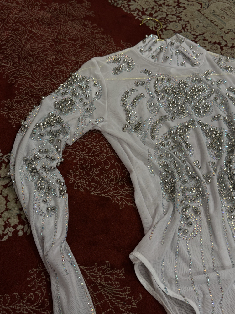 ZIMBA İŞLEMELİ BEYAZ BODYSUIT