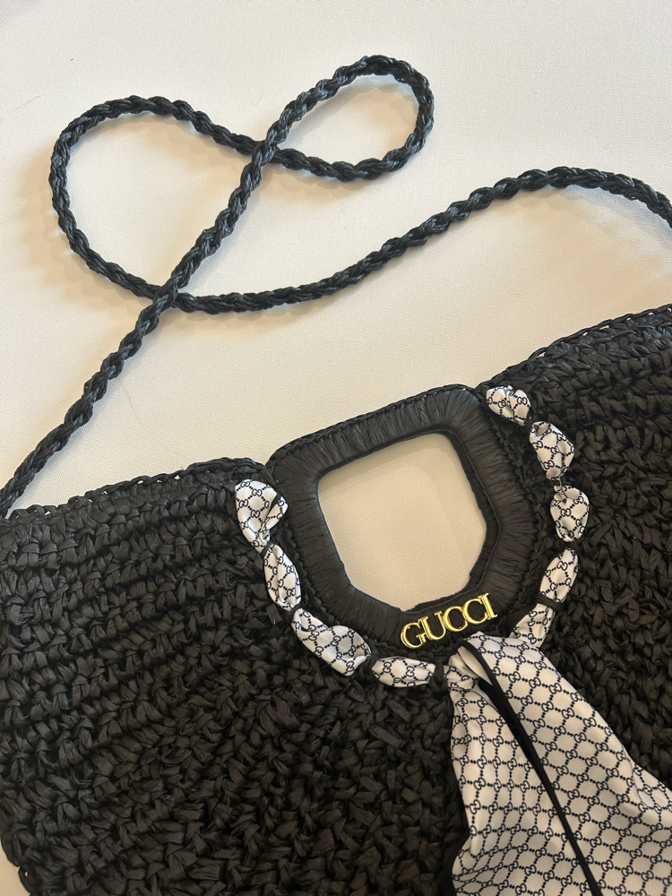 GUCCİ HASIR PLAJ ÇANTASI