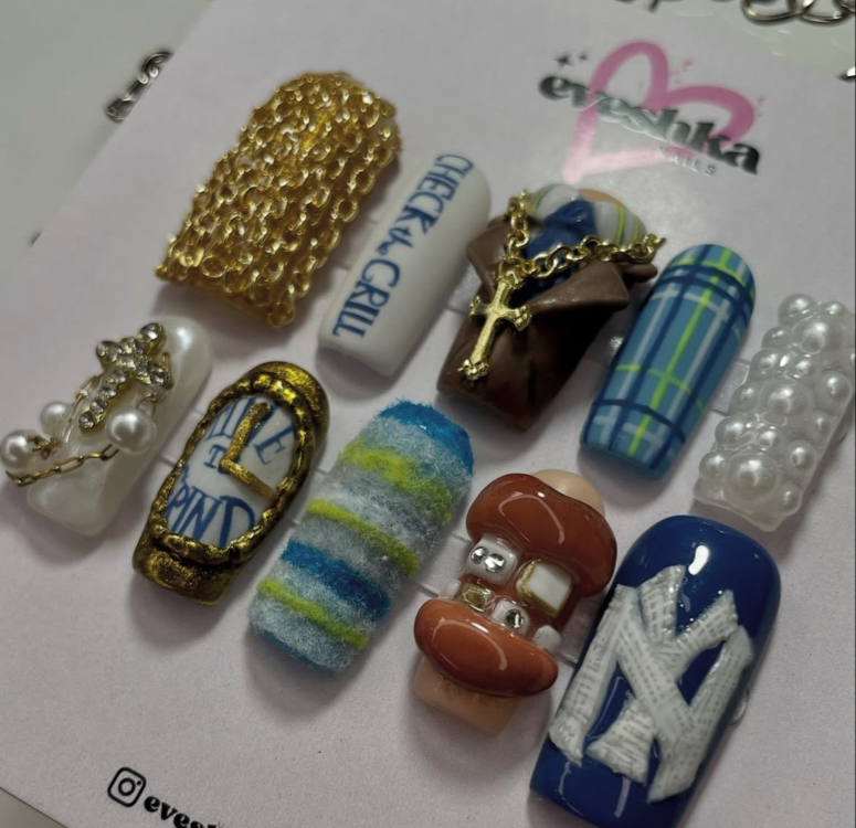 Check The Grill Nail Set