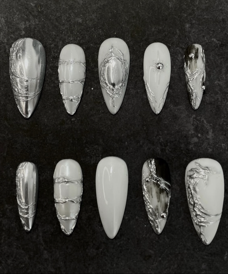 White Silver Nail Set