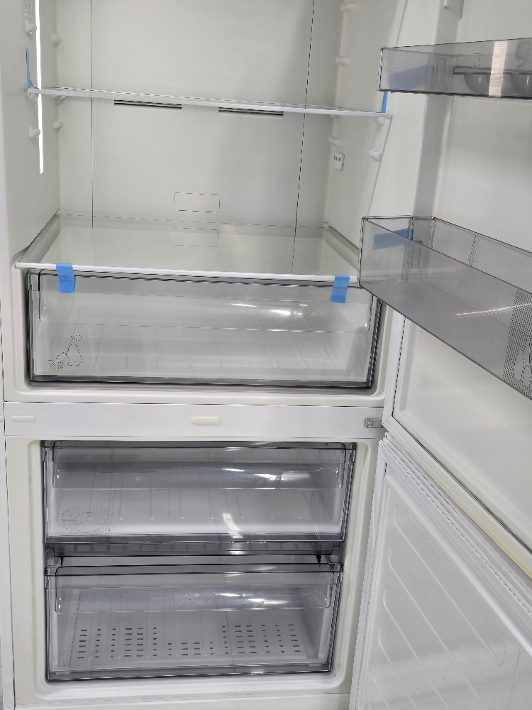 SIFIRLANMIŞ ARÇELİK 480 LT KOMBİ TİPİ NOFROST BUZDOLABI