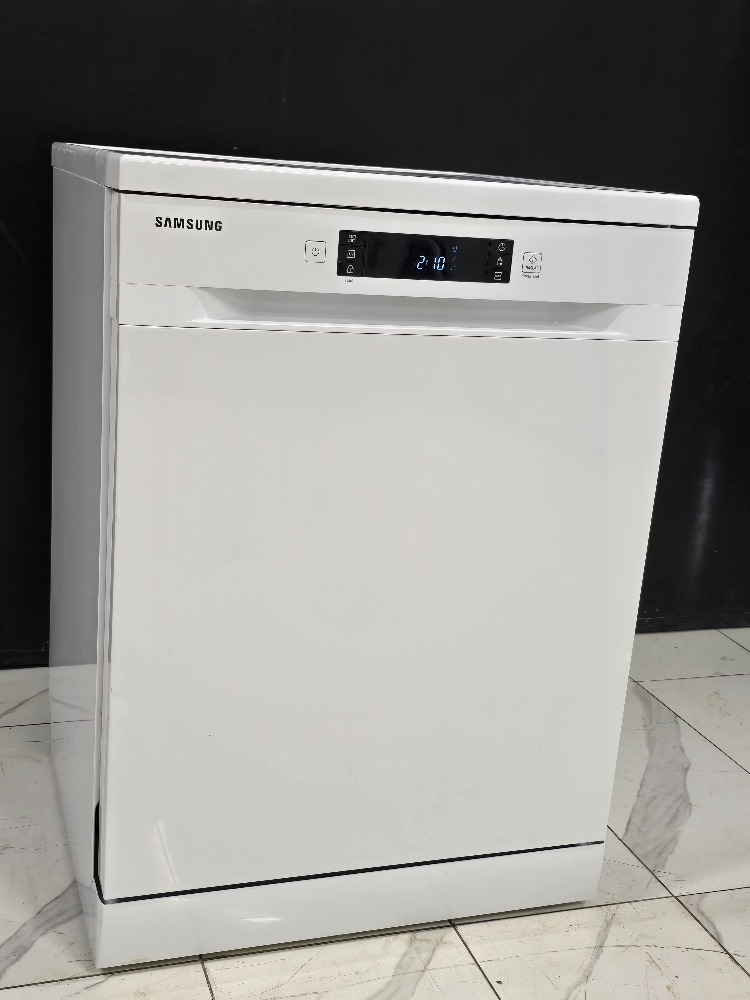 SIFIRLANMIŞ SAMSUNG 5 PROGRAMLI BULAŞIK MAKİNESİ
