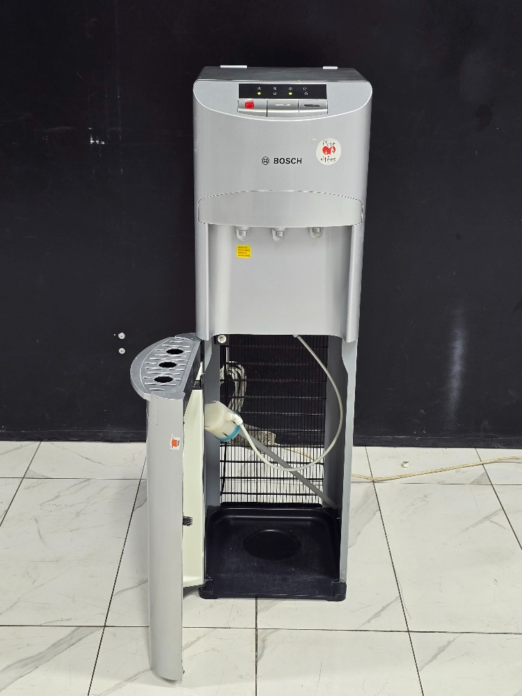 2. EL BOSCH RDW1570 GRİ GİZLİ DAMACANALI SU SEBİLİ