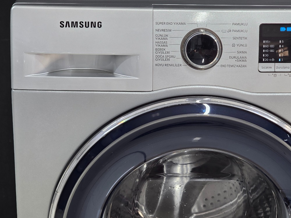 SIFIRLANMIŞ SAMSUNG GRİ ECO BUBBLE 9 KG 1200 DEVİR ÇAMAŞIR MAKİNESİ