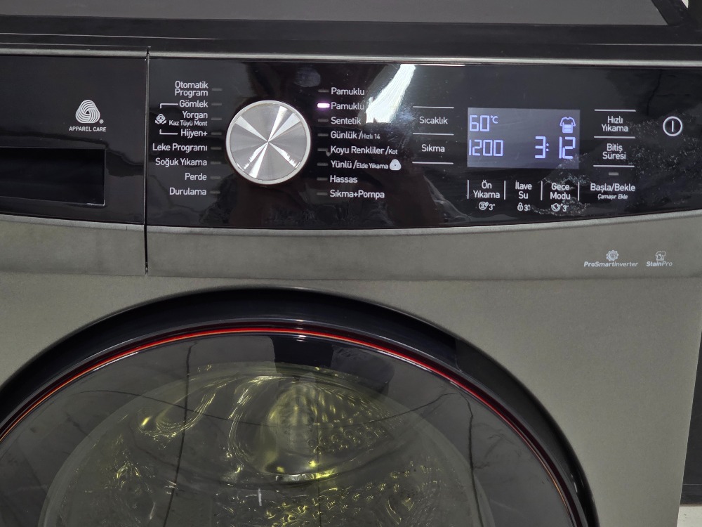 SIFIRLANMIŞ ARÇELİK IN LOVE SERİ ANTRASİT 9 KG 1200 DEVİR ÇAMAŞIR MAKİNESİ