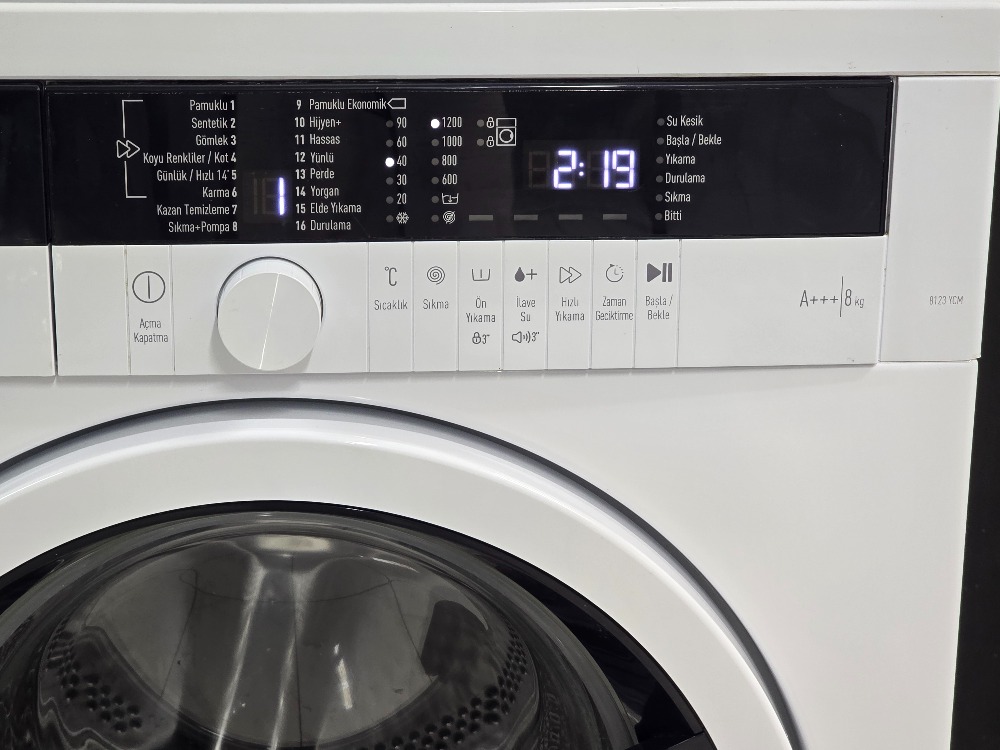 SIFIRLANMIŞ ARÇELİK PİYANO SERİ 8 KG 1200 DEVİR ÇAMAŞIR MAKİNESİ