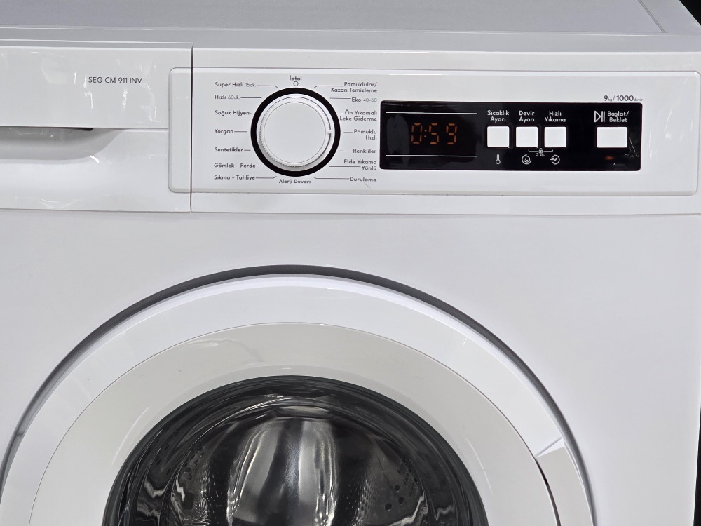 SIFIRLANMIŞ SEG 9 KG 1000 DEVİR ÇAMAŞIR MAKİNESİ