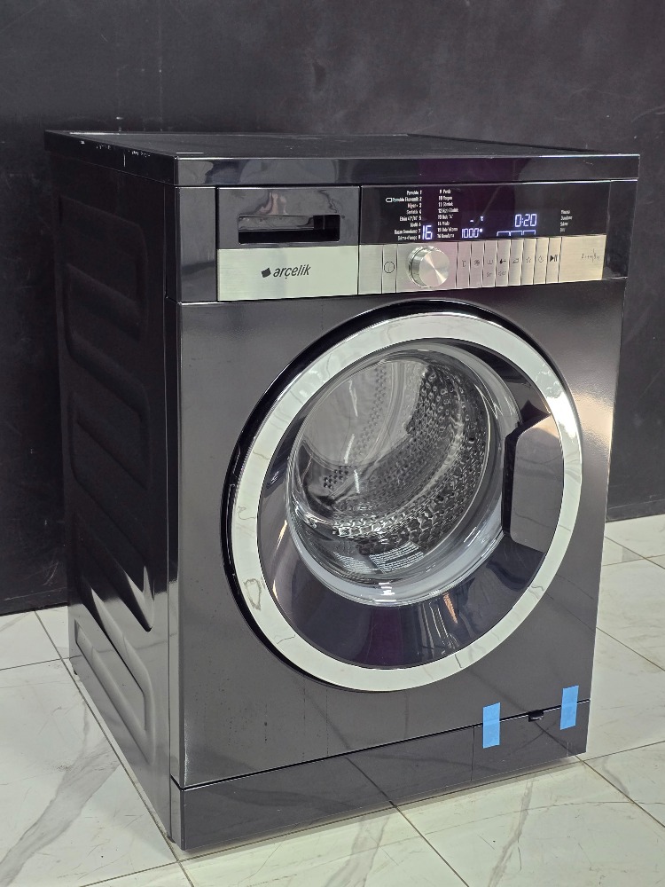 SIFIRLANMIŞ ARÇELİK SİYAH PIYANO SERİ 8 KG 1000 DEVİR ÇAMAŞIR MAKİNESİ