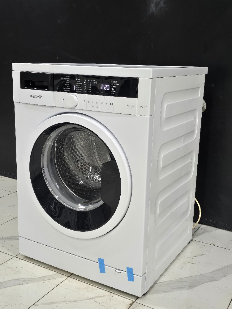 SIFIRLANMIŞ ARÇELİK PIYANO SERİ 9 KG 1000 DEVİR ÇAMAŞIR MAKİNESİ