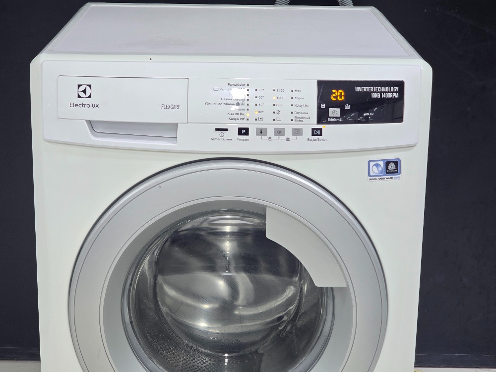 2. EL ELECTROLUX A+++ 10 KG 1400 DEVİR ÇAMAŞIR MAKİNESİ