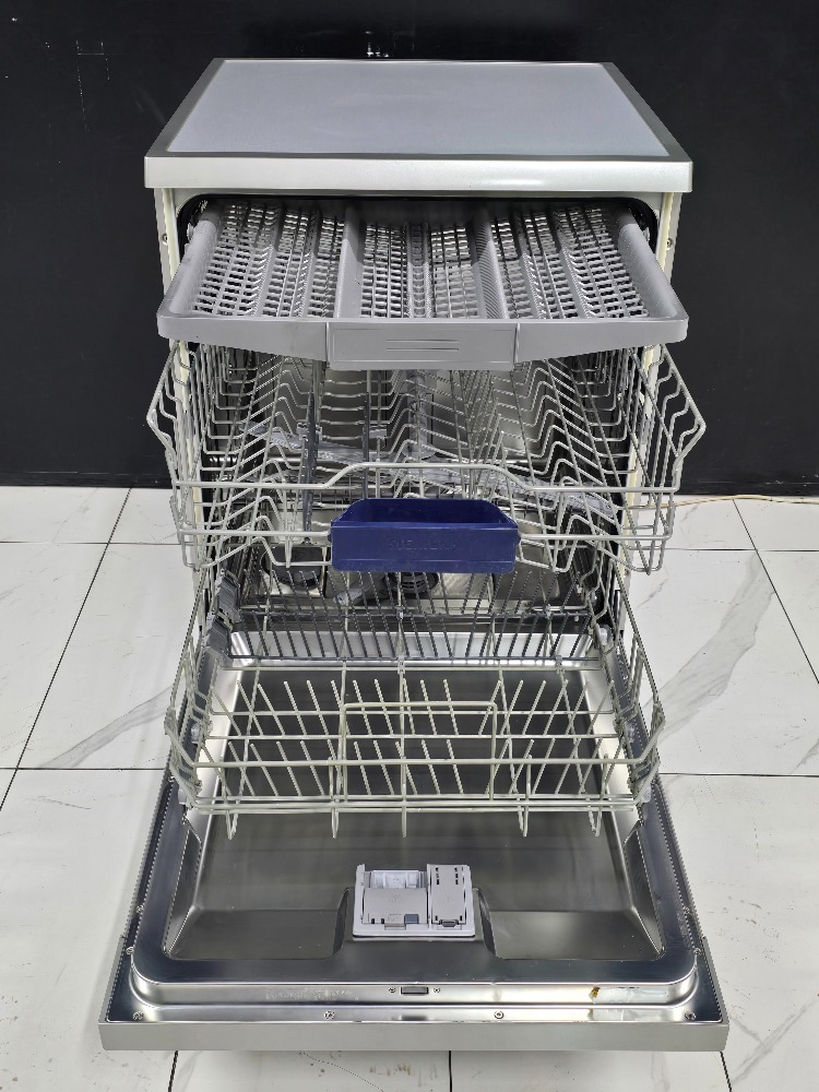 SIEMENS GRİ 6 PROGRAMLI BULAŞIK MAKİNESİ