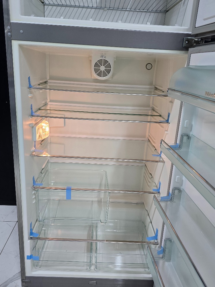 SIFIRLANMIŞ MIELE 413 LT INOX NOFROST BUZDOLABI