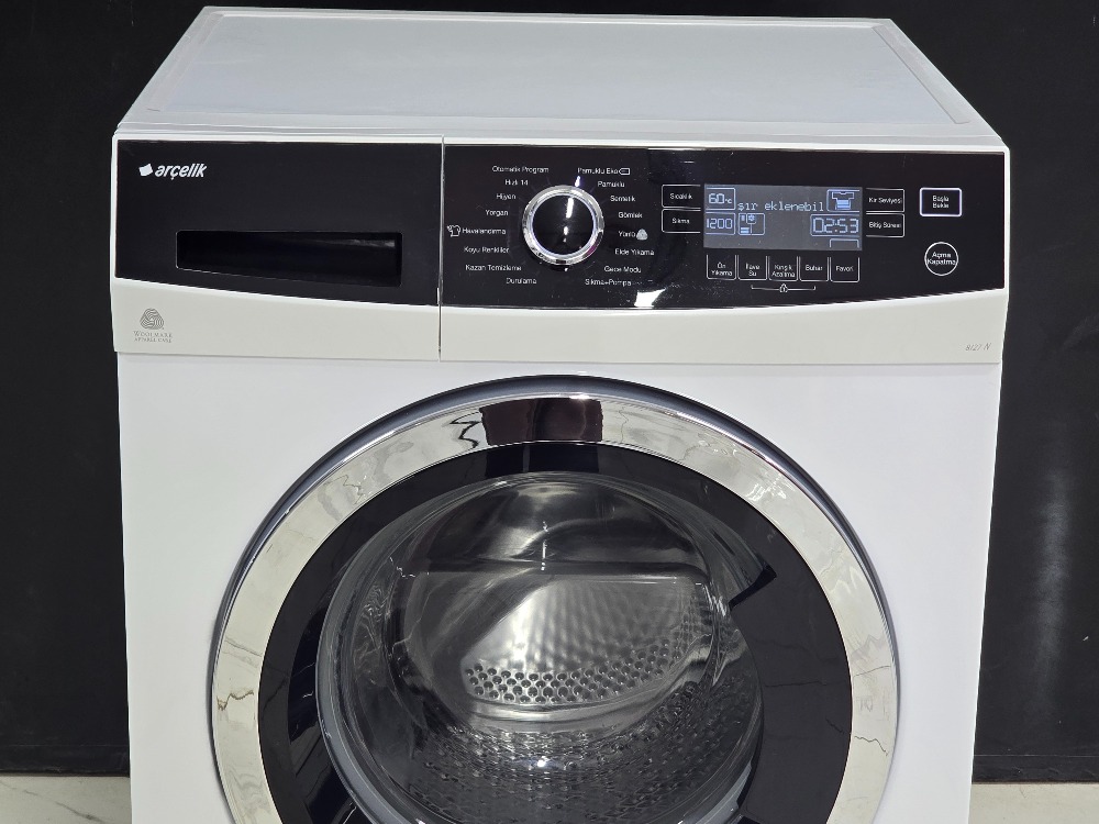 SIFIRLANMIŞ ARÇELİK IN LOVE 8 KG 1200 DEVİR ÇAMAŞIR MAKİNESİ