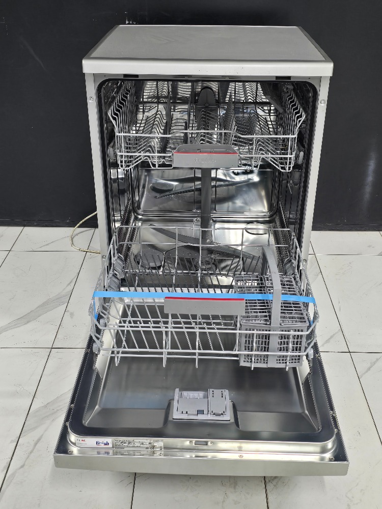 SIFIRLANMIŞ BOSCH INOX 5 PROGRAMLI BULAŞIK MAKİNESİ