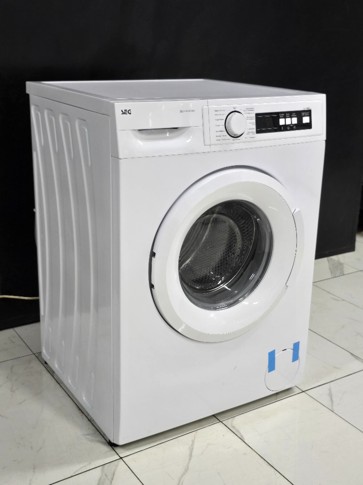 SIFIRLANMIŞ SEG 9 KG 1000 DEVİR ÇAMAŞIR MAKİNESİ