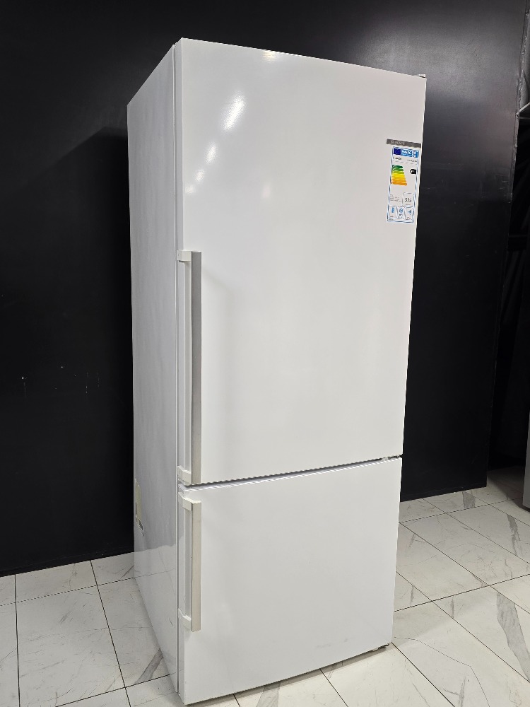 SIFIRLANMIŞ BOSCH 578 LT KOMBİ TİPİ NOFROST BUZDOLABI