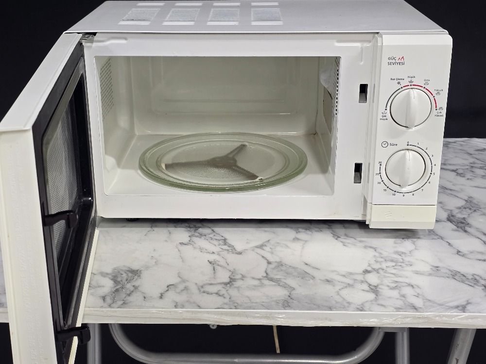 2. EL VESTEL 20 LT MİKRODALGA
