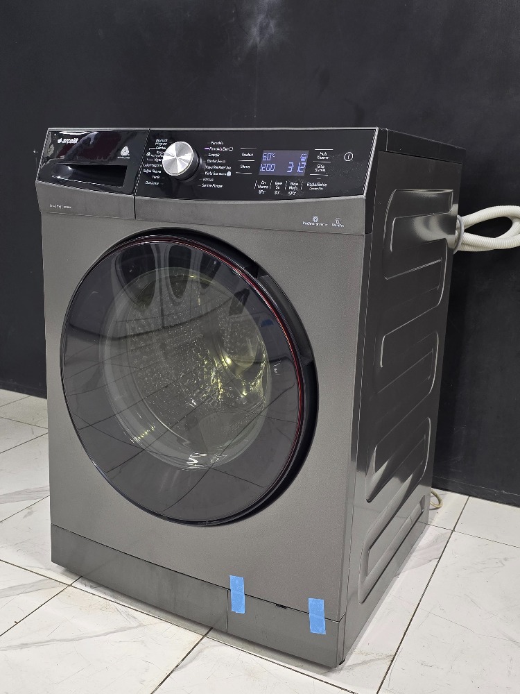 SIFIRLANMIŞ ARÇELİK IN LOVE SERİ ANTRASİT 9 KG 1200 DEVİR ÇAMAŞIR MAKİNESİ