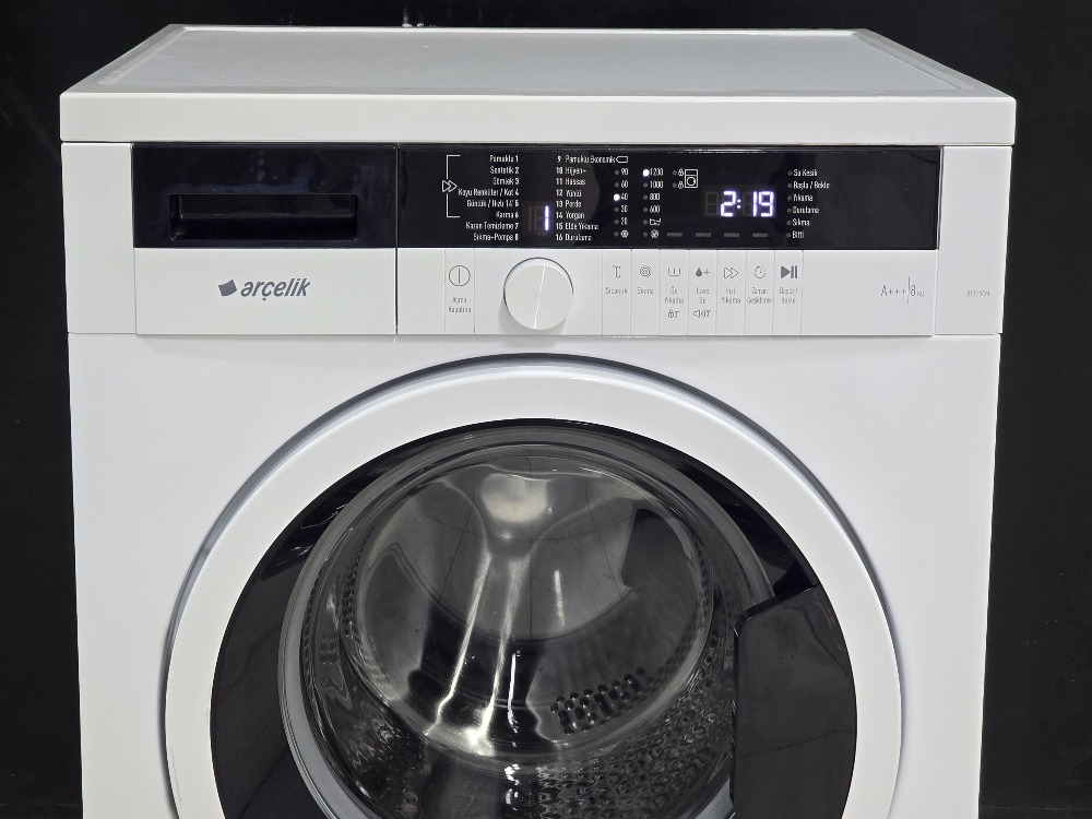 SIFIRLANMIŞ ARÇELİK PİYANO SERİ 8 KG 1200 DEVİR ÇAMAŞIR MAKİNESİ