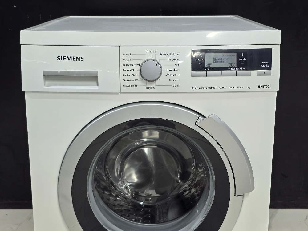 SIEMENS iQ700 8 KG 1200 DEVİR ÇAMAŞIR MAKİNESİ