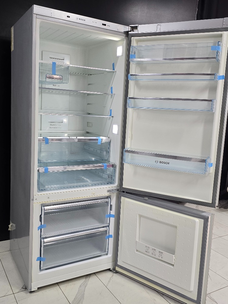 SIFIRLANMIŞ BOSCH SİYAH CAM YÜZEY 505 LT KOMBİ TİPİ NOFROST BUZDOLABI