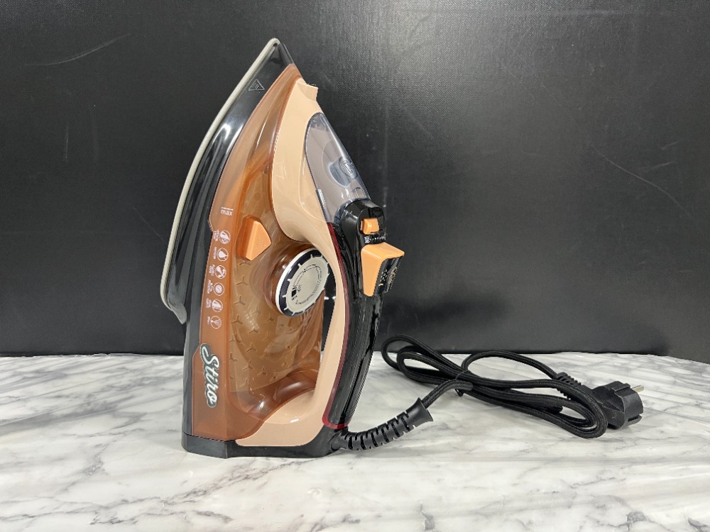 KİNG STİRO 2600W SERAMİK TABANLI BUHARLI ÜTÜ