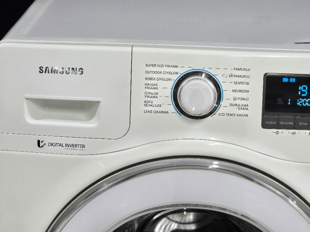 SIFIRLANMIŞ SAMSUNG ECO BUBBLE 9 KG 1200 DEVİR ÇAMAŞIR MAKİNESİ